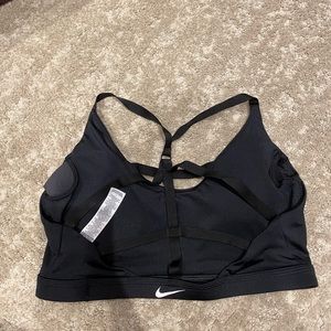 Nike black sport bra size large
